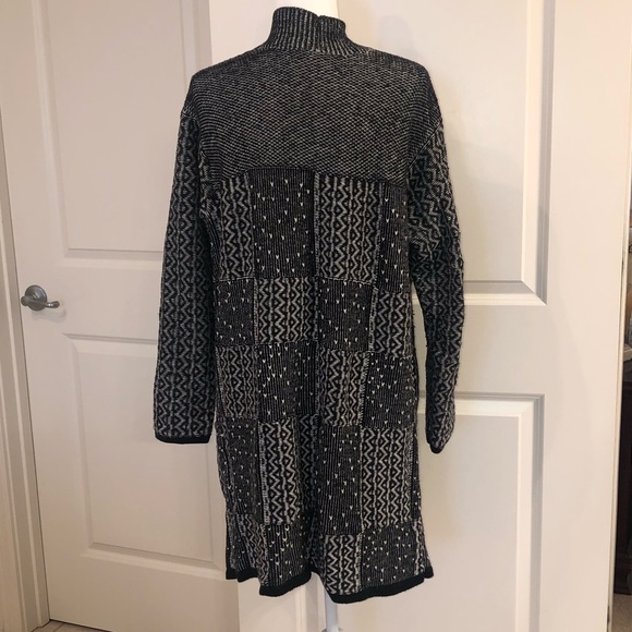 J.Jill Black and Cream Long Sweater - Picture 2 of 6